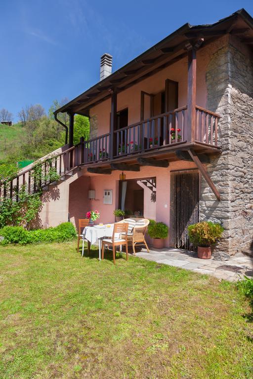 Casa Rural Pandelo Guest House Vega de Valcarce Luaran gambar