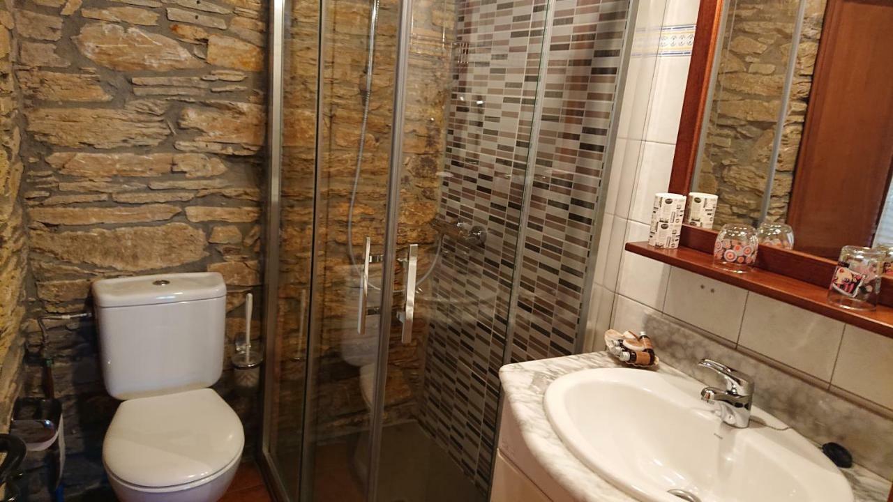 Casa Rural Pandelo Guest House Vega de Valcarce Luaran gambar